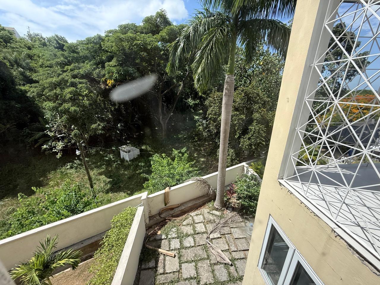 Townhouse For Rent: RIVA RIDGE, Kingston 6 | $2,500 photo 4