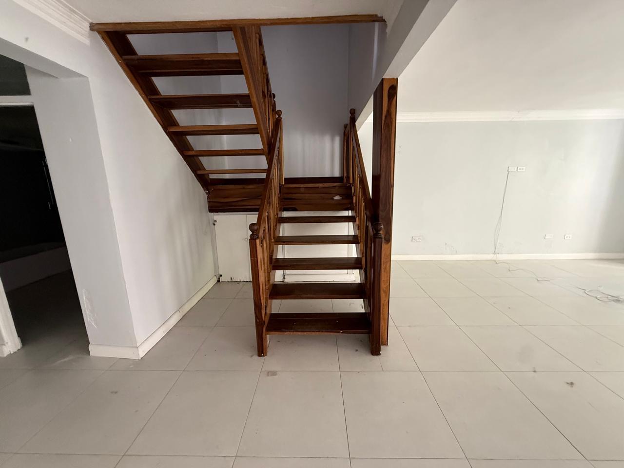 Townhouse For Rent: RIVA RIDGE, Kingston 6 | $2,500 photo 10