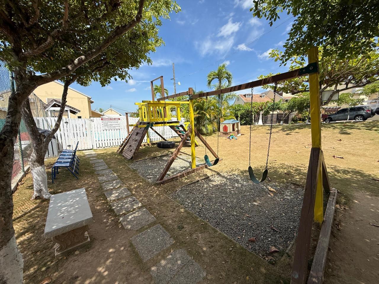 Townhouse For Rent: RIVA RIDGE, Kingston 6 | $2,500 photo 20