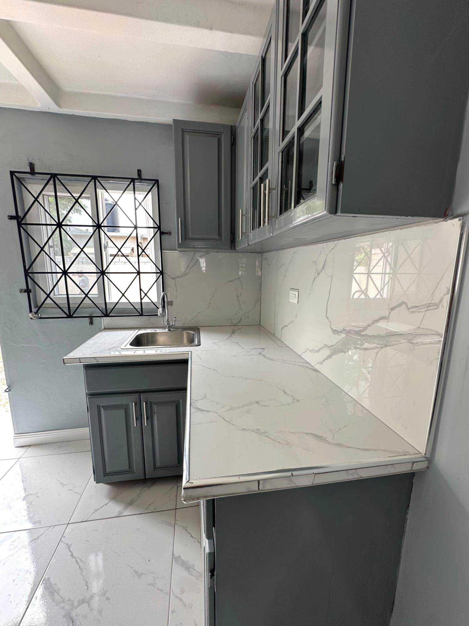 House For Rent: AINTREE GREATER PORTMORE, Greater Portmore | $92,000 photo 4