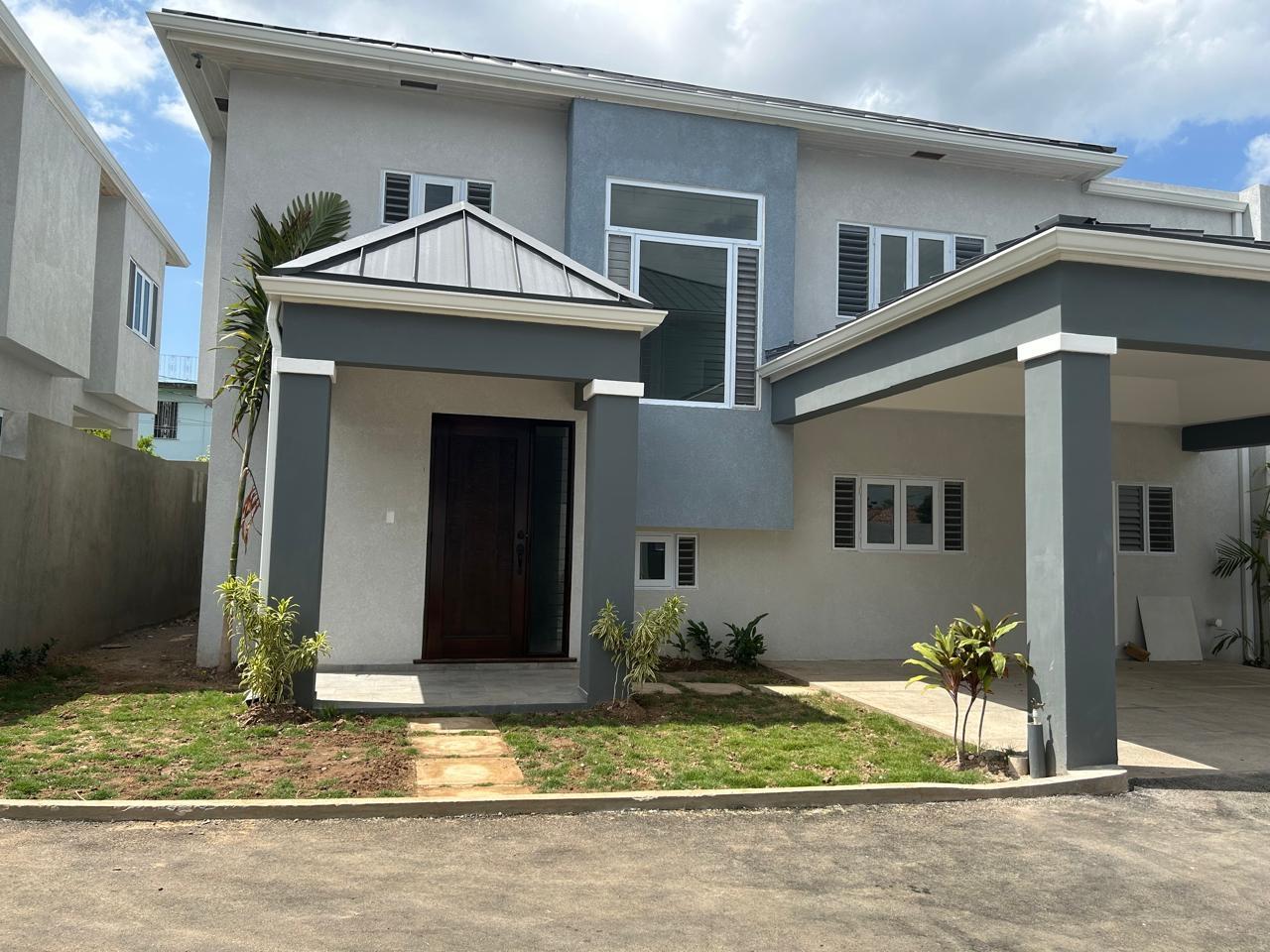 Townhouse For Rent: LIGUANEA AVENUE, Kingston 6 | $4,800 photo 7