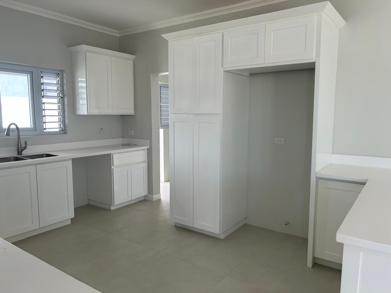 Townhouse For Rent: LIGUANEA AVENUE, Kingston 6 | $4,800 photo 15