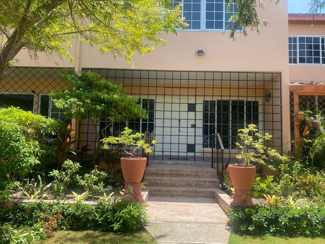 Townhouse For Rent: BAYSHORE, IRONSHORE, Ironshore | $1,800 photo 3