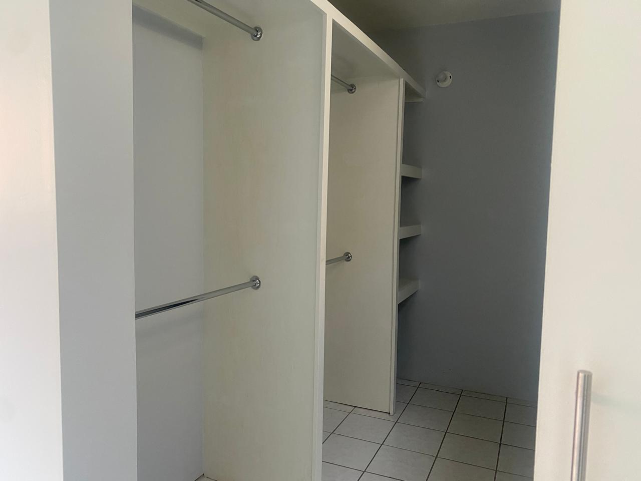 Townhouse For Rent: BAYSHORE, IRONSHORE, Ironshore | $1,800 photo 7