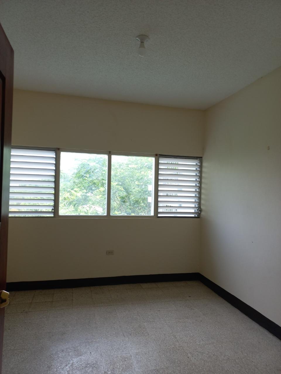 House For Rent: HARRIMAN CLOSE, JACKS HIL, Kingston 6 | $1,800 photo 12