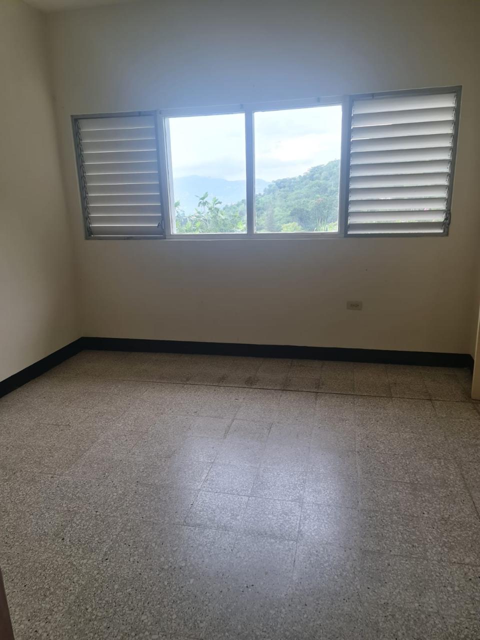 House For Rent: HARRIMAN CLOSE, JACKS HIL, Kingston 6 | $1,800 photo 15