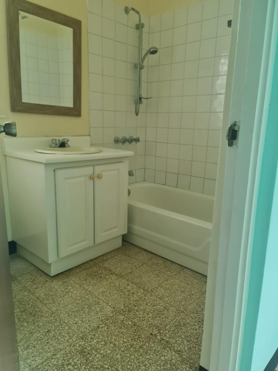 House For Rent: HARRIMAN CLOSE, JACKS HIL, Kingston 6 | $1,800 photo 20