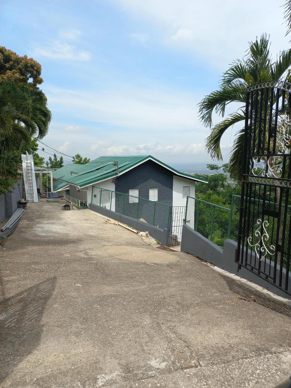 House For Rent: HARRIMAN CLOSE, JACKS HIL, Kingston 6 | $1,800 photo 24