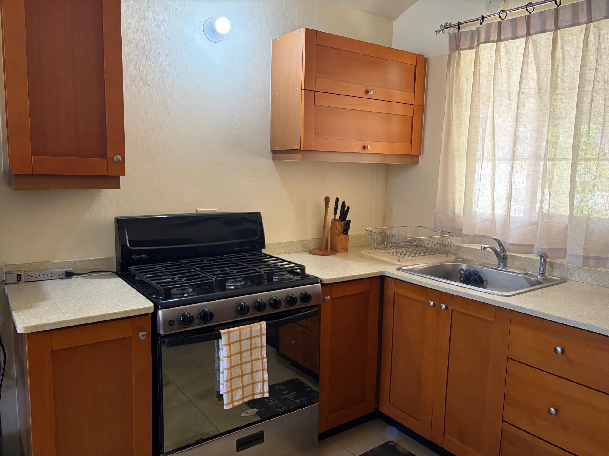 House For Rent: MONTEGO WEST VILLAGE, Montego Bay | $160,000 photo 11