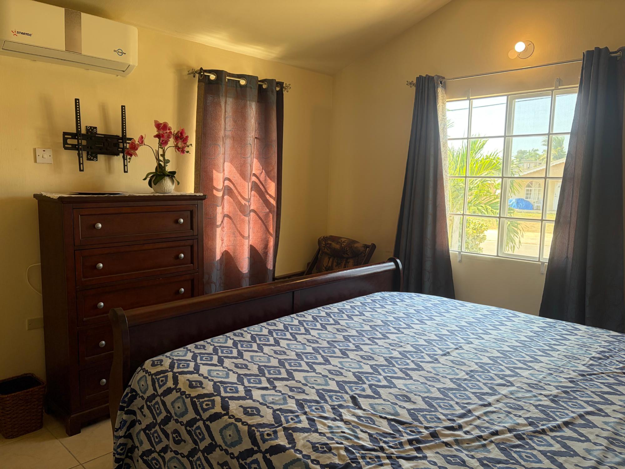 House For Rent: MONTEGO WEST VILLAGE, Montego Bay | $160,000 photo 19