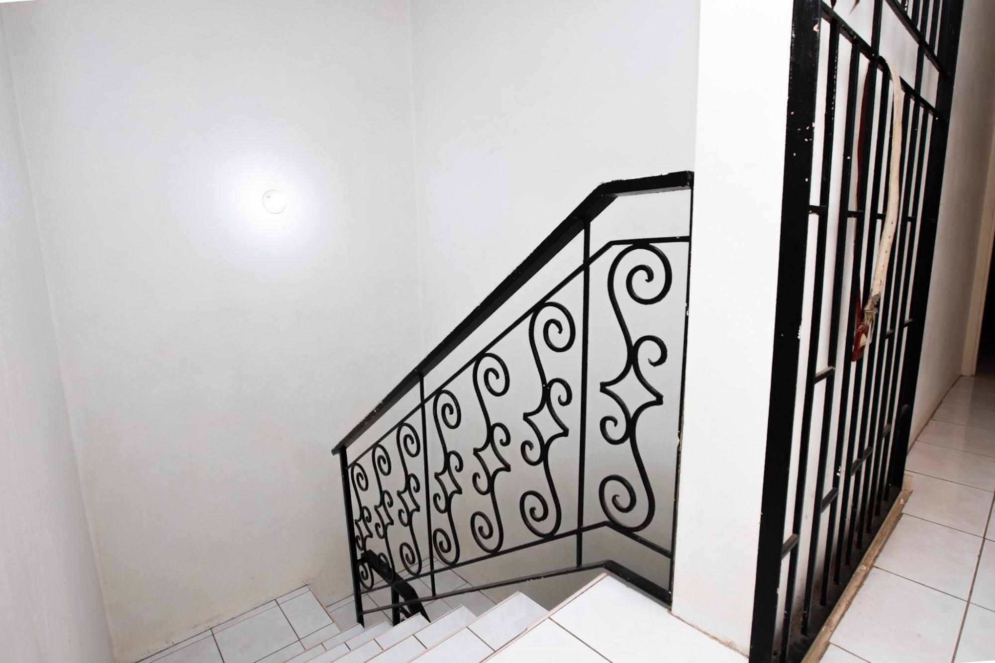 House For Sale: SHIRLEY AVENUE, May Pen | $38,000,000 photo 12