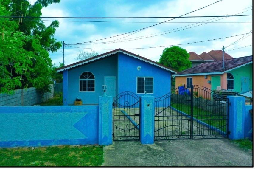 House For Sale: SHELL CRESCENT, New Harbour Village | $26,000,000