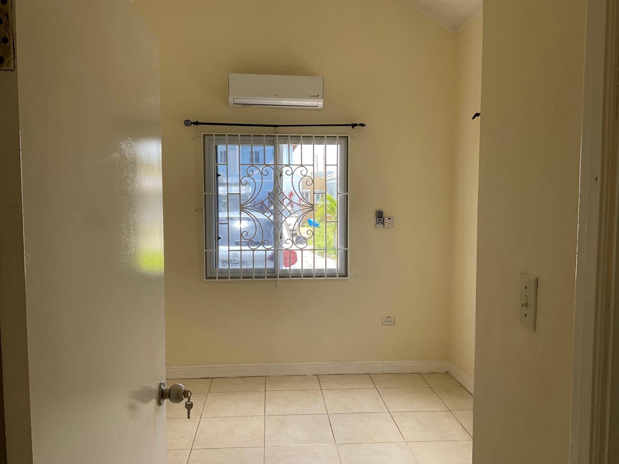 House For Rent: MEADOWS OF IRWIN, Granville | $100,000 photo 8