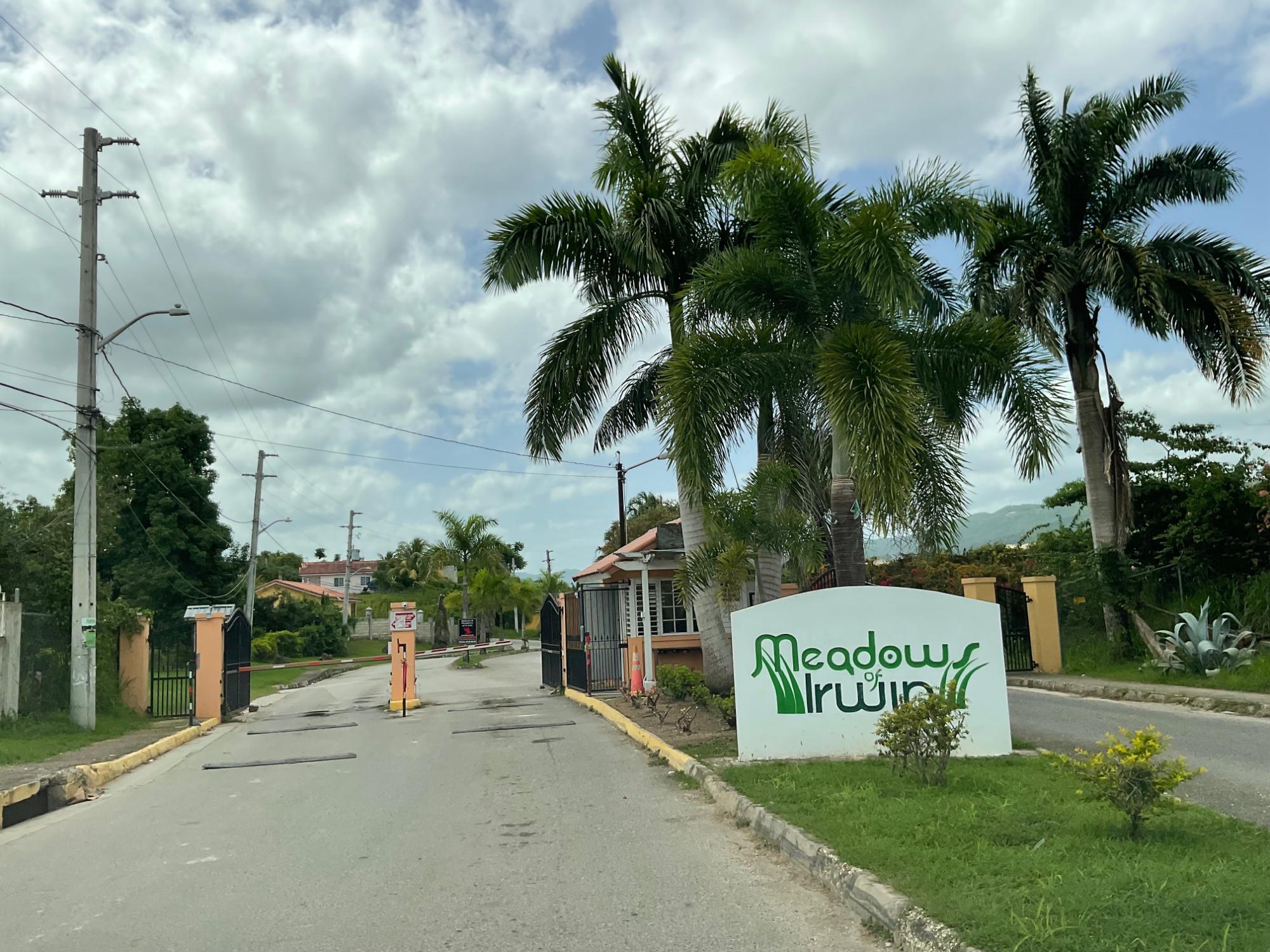 House For Rent: MEADOWS OF IRWIN, Granville | $100,000 photo 10