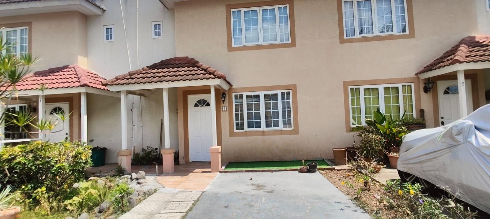 Townhouse For Rent: PORTLANDIA ROAD, Kingston 6 | $1,650