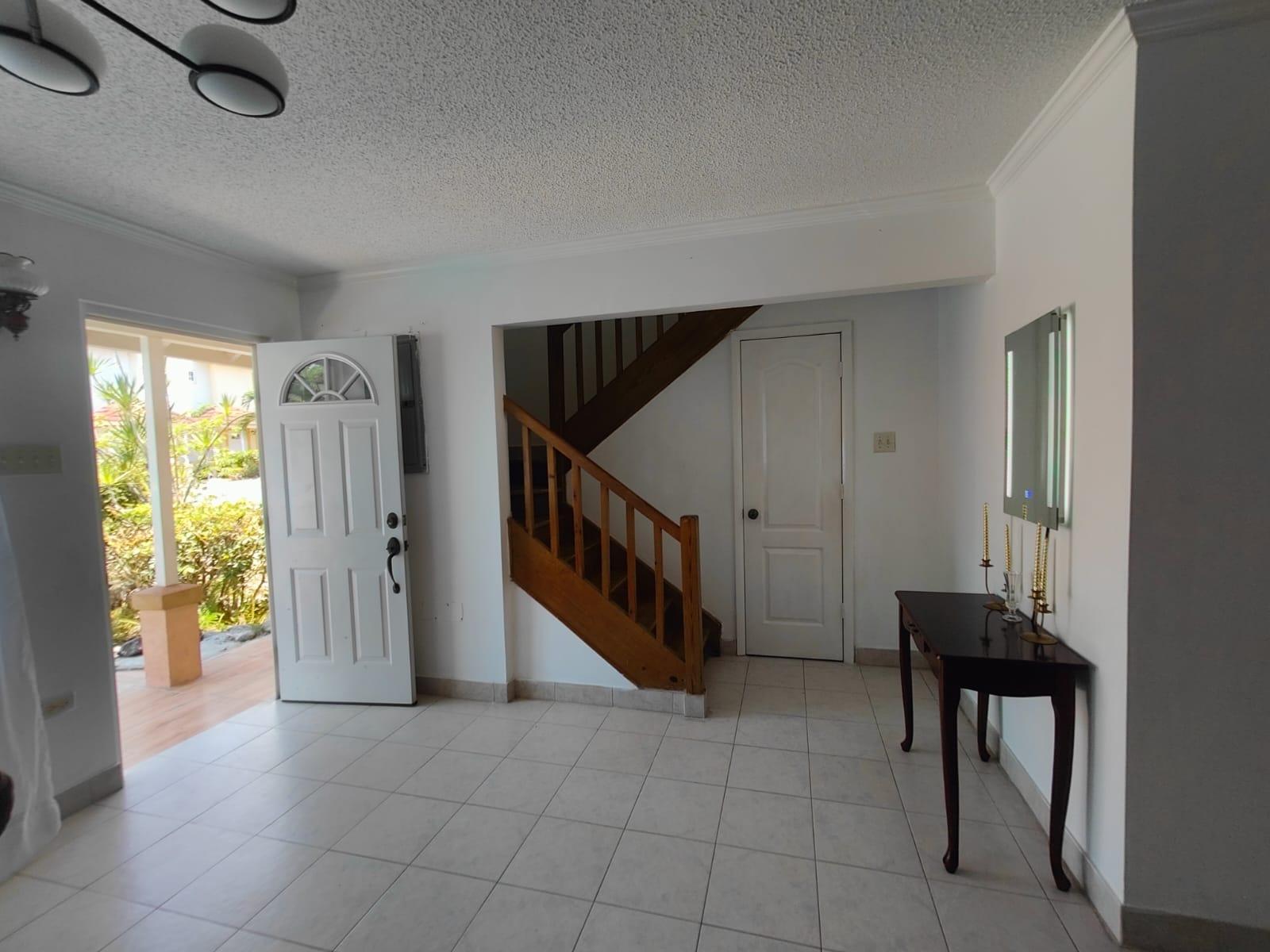 Townhouse For Rent: PORTLANDIA ROAD, Kingston 6 | $1,650 photo 3