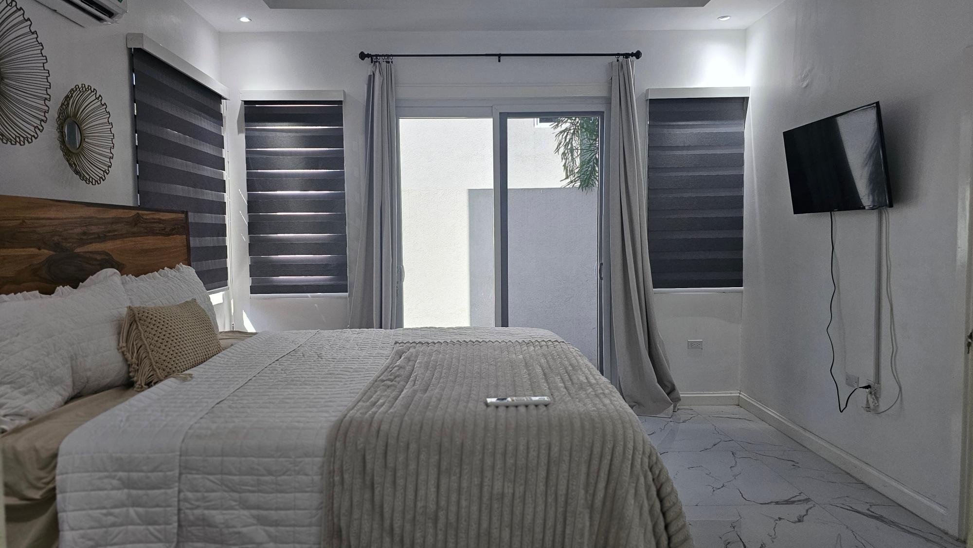 Apartment For Rent: HALIFAX AVENUE, KINGSTON, Kingston 6 | $2,500 photo 20