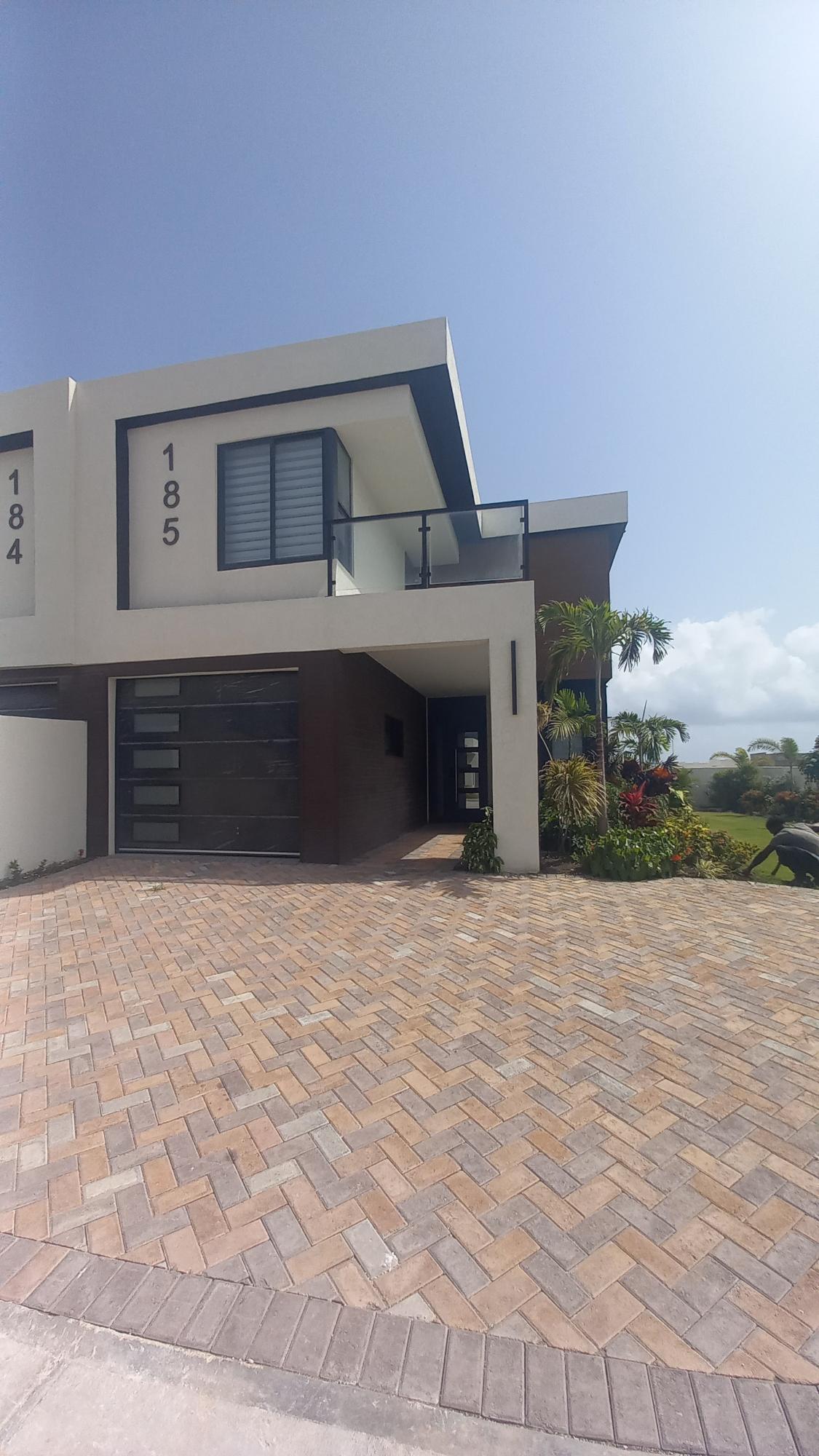 Townhouse For Sale: PARADISIAC VILLAGE, Richmond | $572,500 photo 2