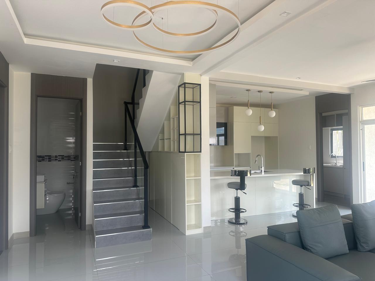 Townhouse For Sale: PARADISIAC VILLAGE, Richmond | $572,500 photo 3