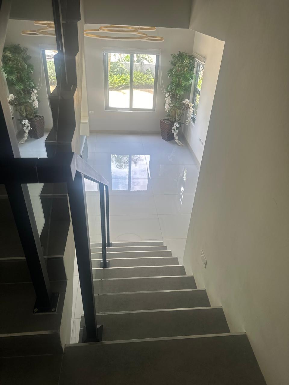 Townhouse For Sale: PARADISIAC VILLAGE, Richmond | $572,500 photo 11