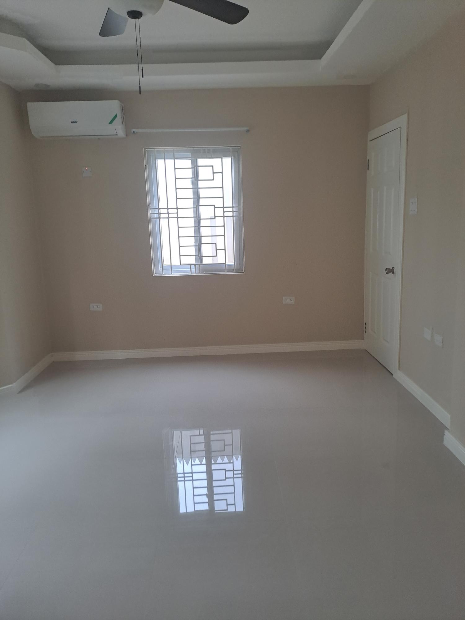 Apartment For Rent: RED HILLS ROAD, Kingston 19 | $200,000 photo 9