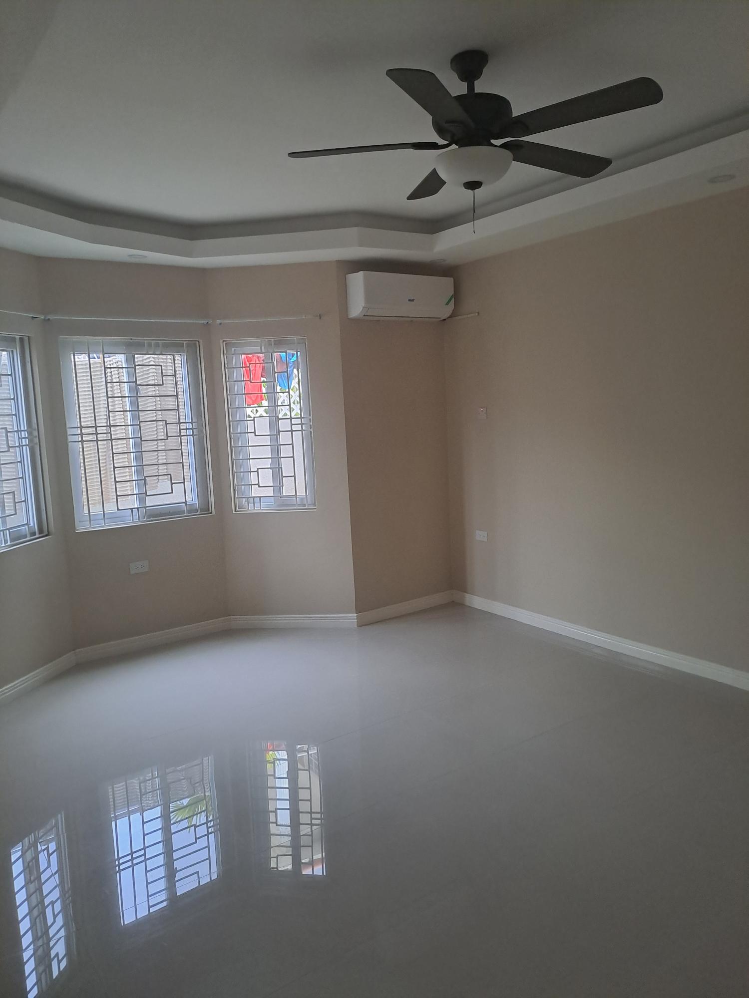 Apartment For Rent: RED HILLS ROAD, Kingston 19 | $200,000 photo 12