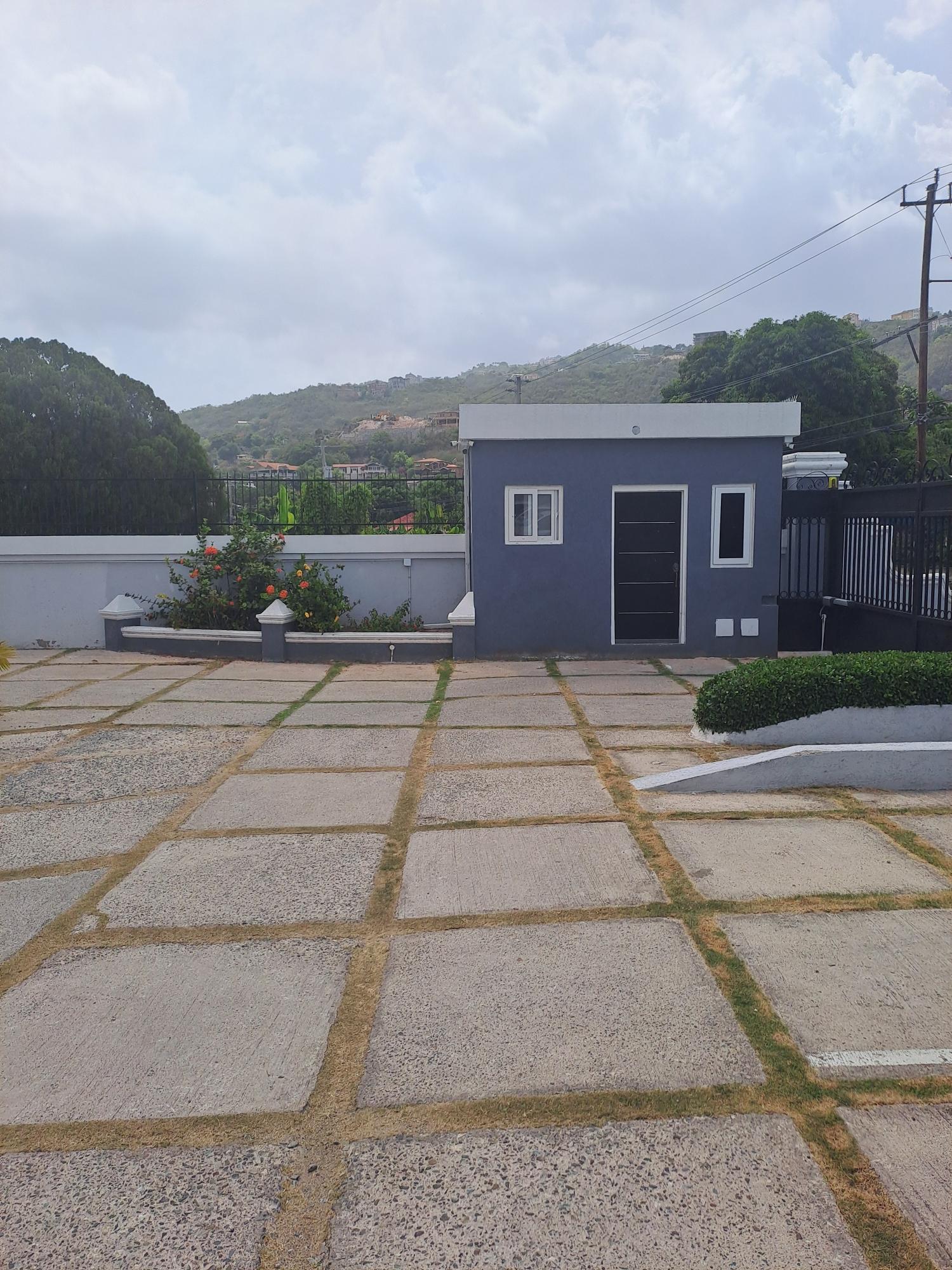 Apartment For Rent: RED HILLS ROAD, Kingston 19 | $200,000 photo 24