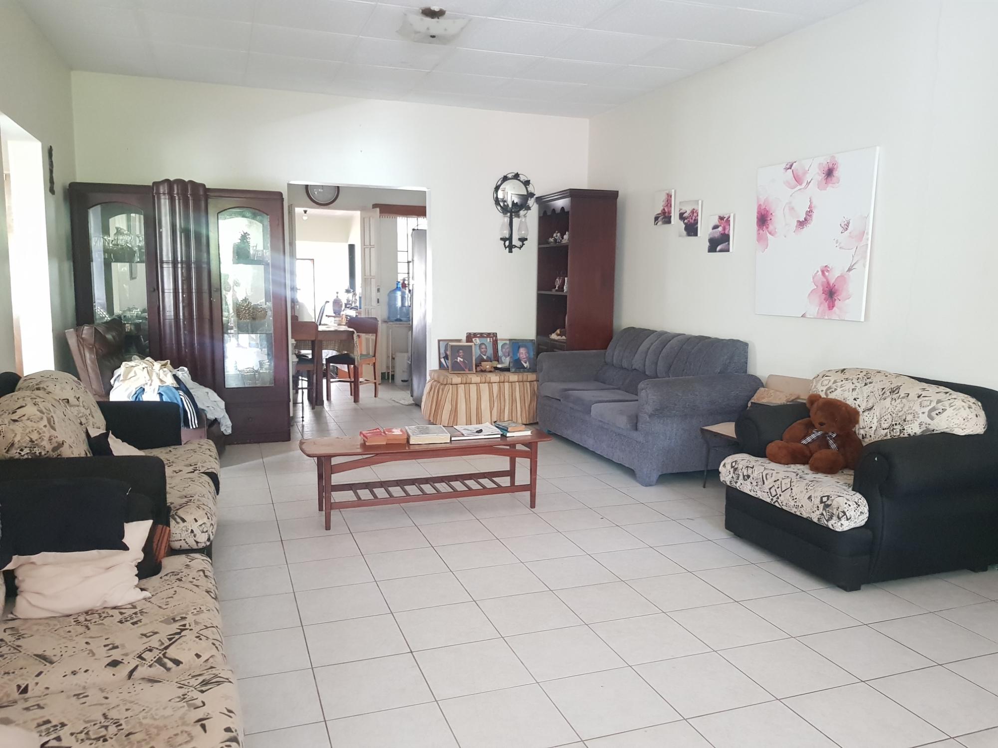 House For Sale: ARMON JONES CRESCENT, Kingston 6 | $600,000 photo 7