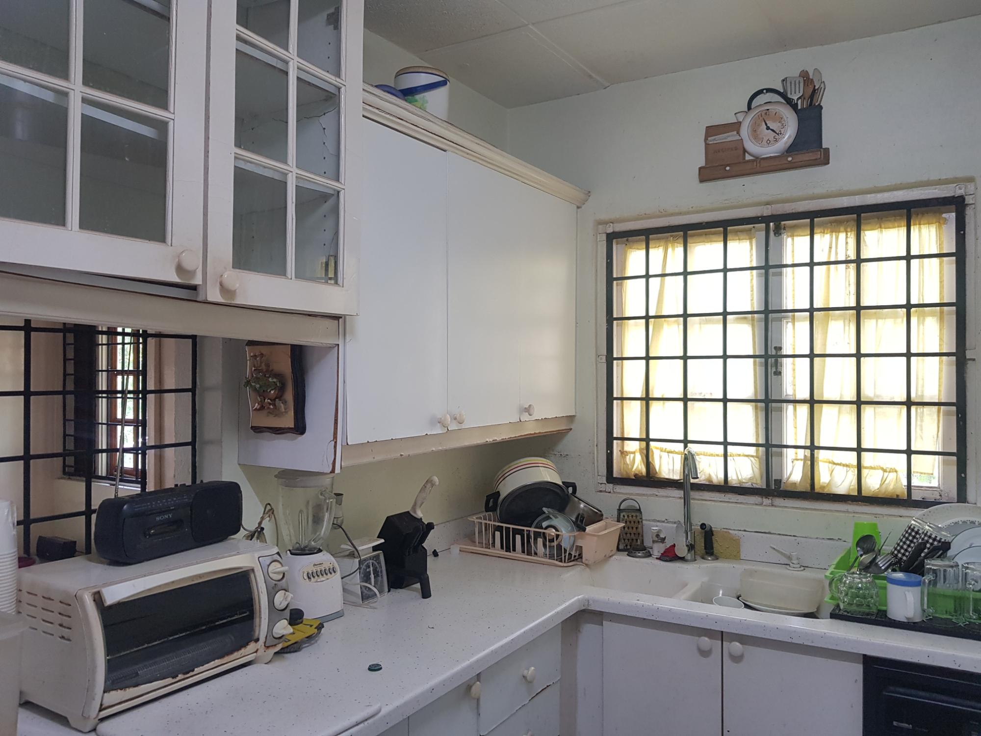 House For Sale: ARMON JONES CRESCENT, Kingston 6 | $600,000 photo 8