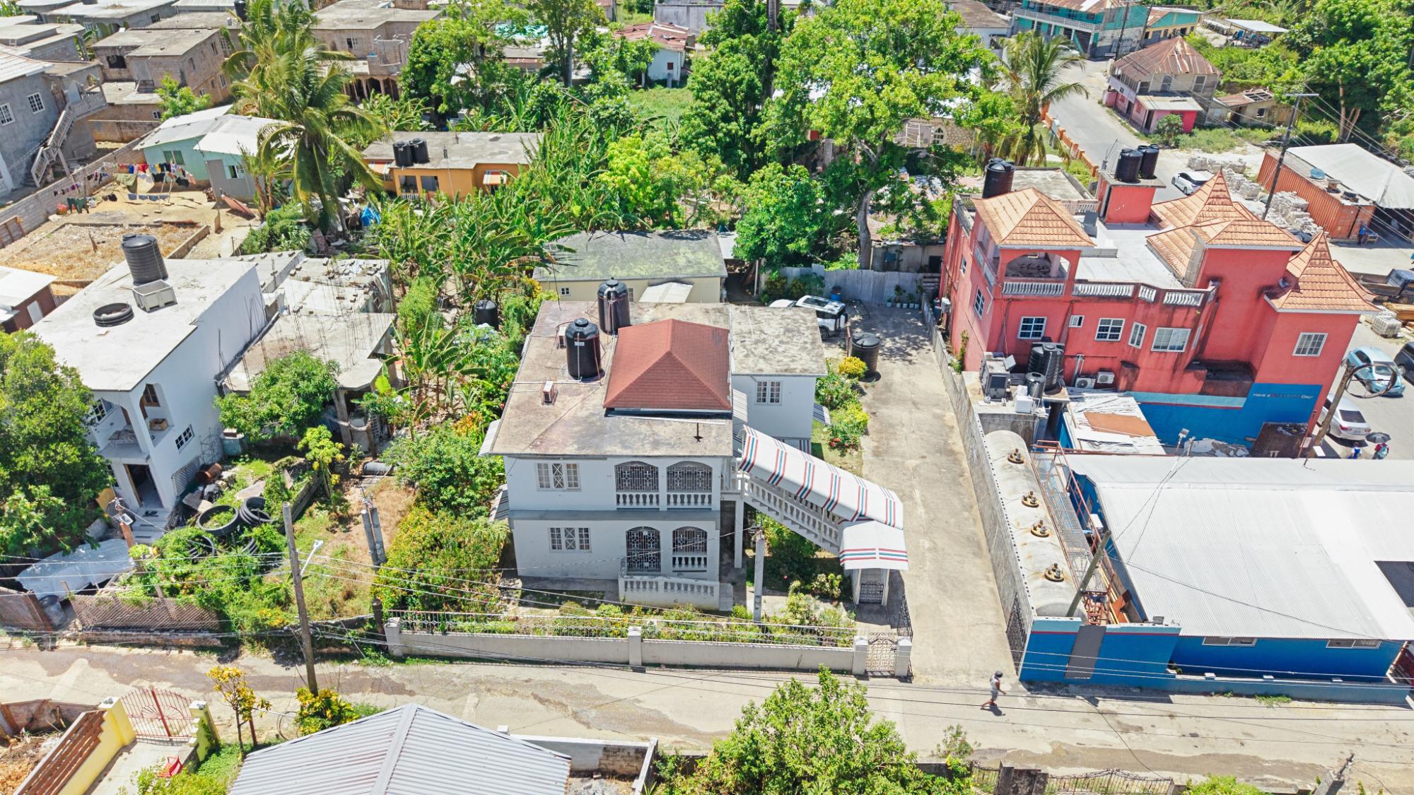 House For Sale: CLARKS TOWN, TRELAWNY, Clarks Town | $31,000,000 photo 2