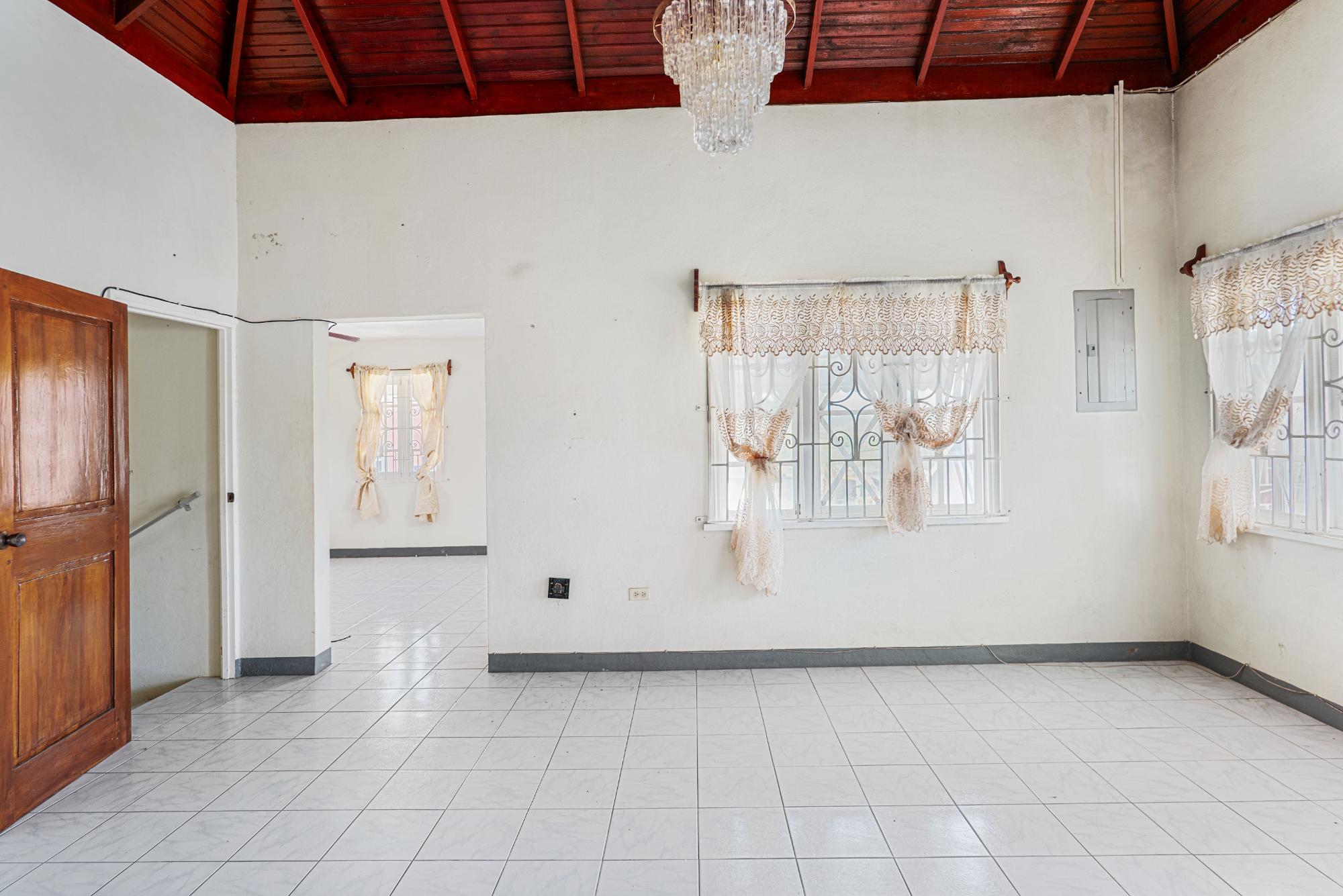House For Sale: CLARKS TOWN, TRELAWNY, Clarks Town | $31,000,000 photo 5