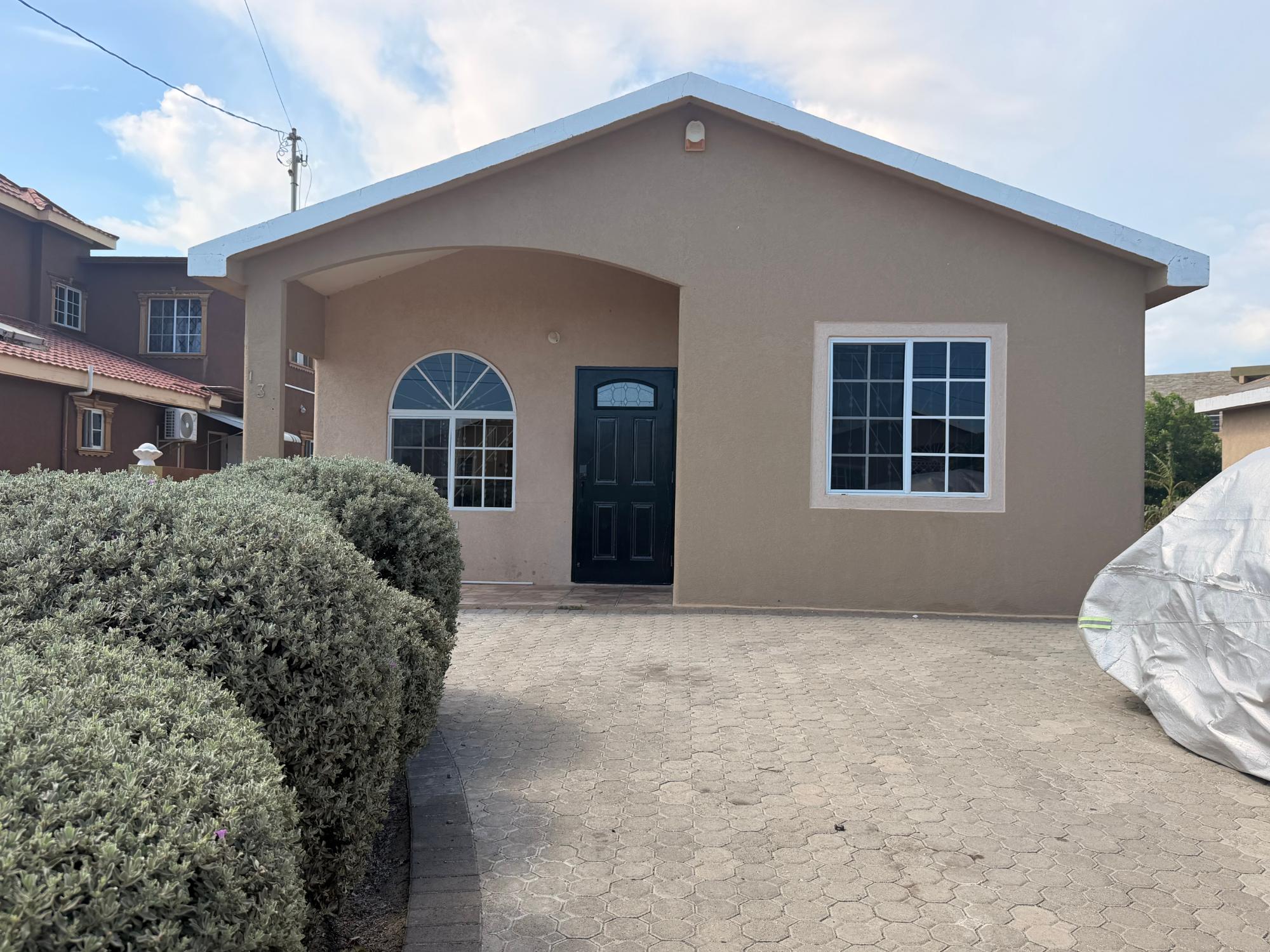 House For Rent: PHOENIX PARK VILLAGE 1, Phoenix Park | $125,000