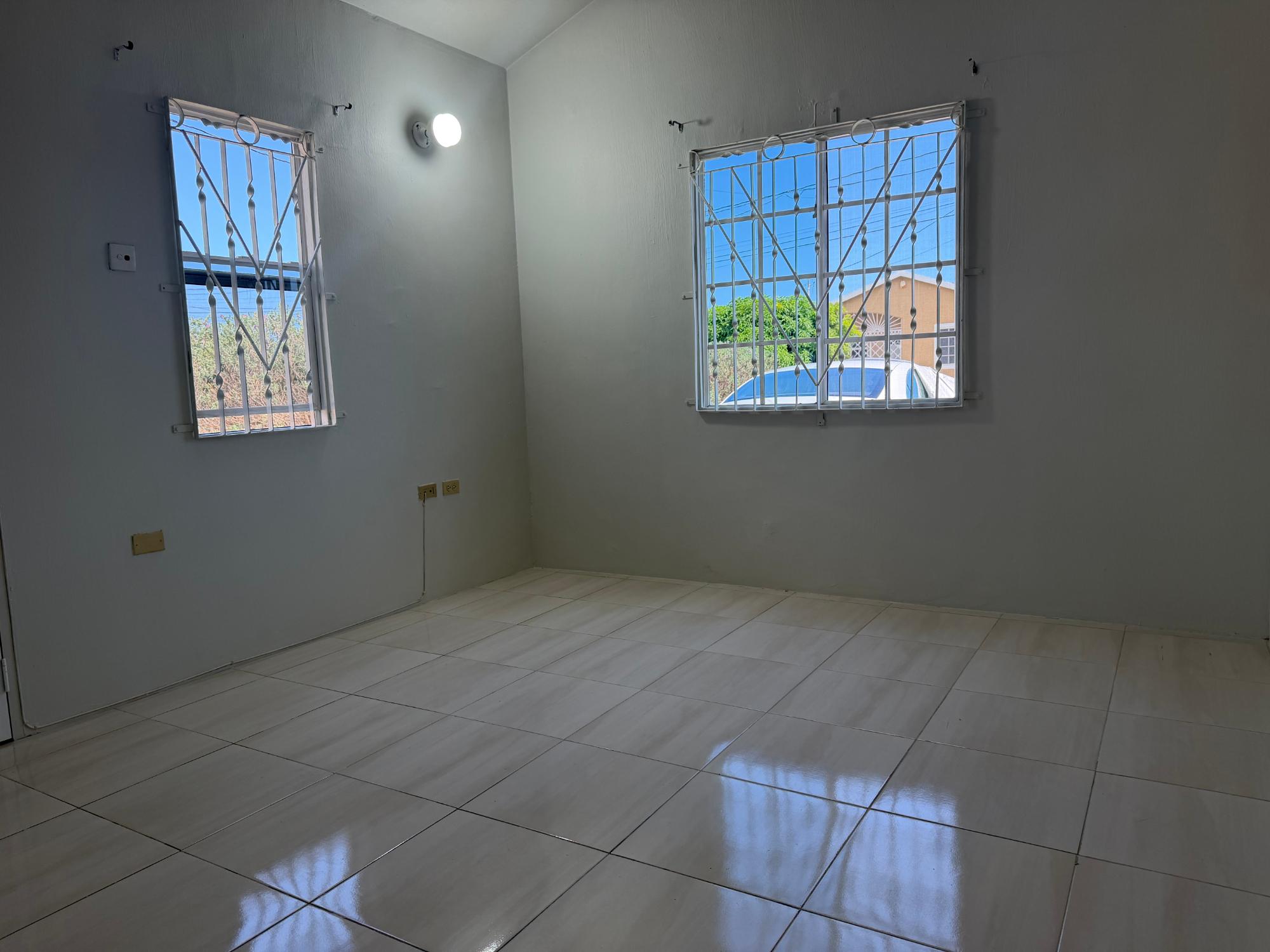 House For Rent: PHOENIX PARK VILLAGE 1, Phoenix Park | $125,000 photo 7