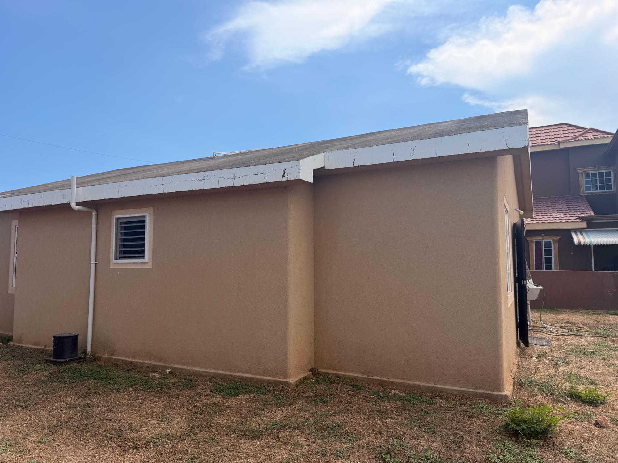 House For Rent: PHOENIX PARK VILLAGE 1, Phoenix Park | $125,000 photo 11
