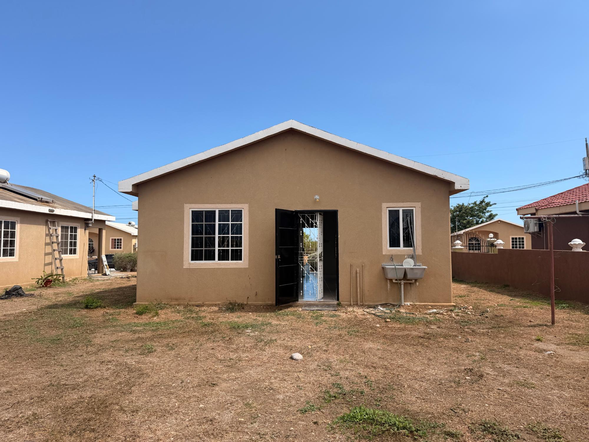 House For Rent: PHOENIX PARK VILLAGE 1, Phoenix Park | $125,000 photo 12