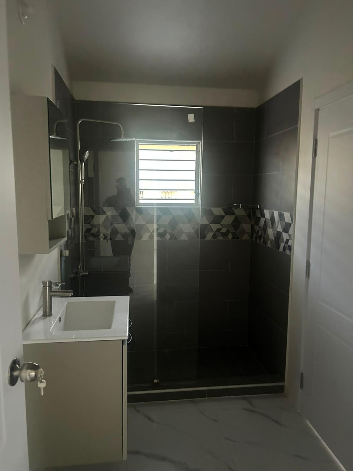 House For Rent: BAYLEAF CRESCENT, PHASE 5, Phoenix Park | $140,000 photo 9