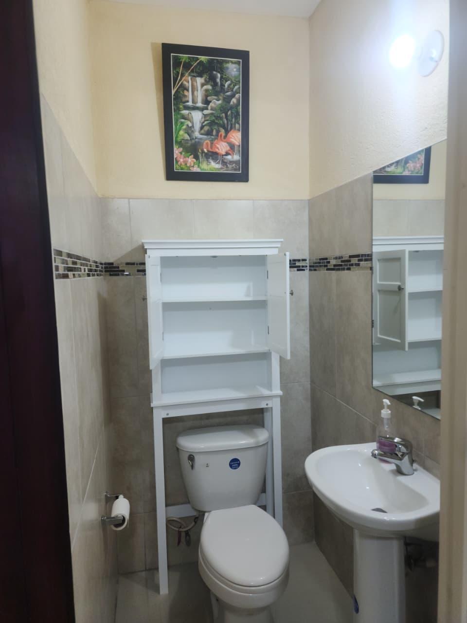 Apartment For Rent: WASHINGTON DRIVE, Kingston 10 | $220,000 photo 5