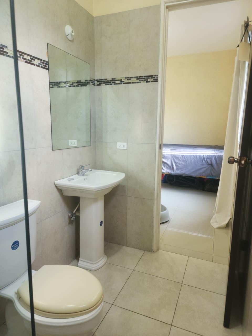 Apartment For Rent: WASHINGTON DRIVE, Kingston 10 | $220,000 photo 11