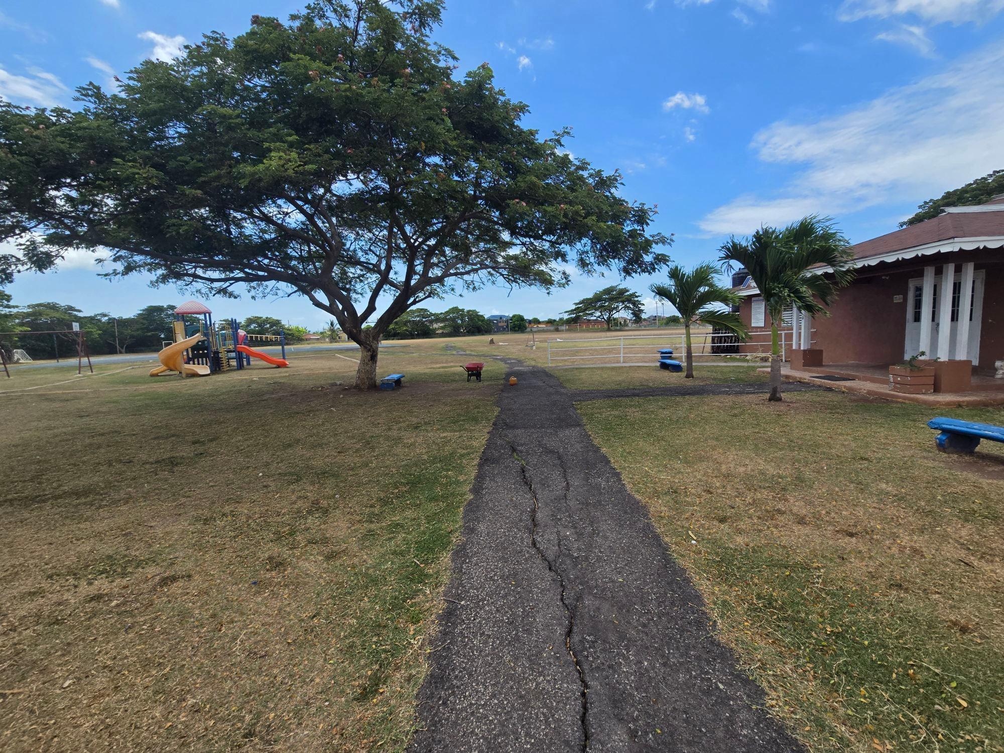 House For Rent: NEW HARBOUR VILLAGE PHS 2, New Harbour Village | $85,000 photo 19