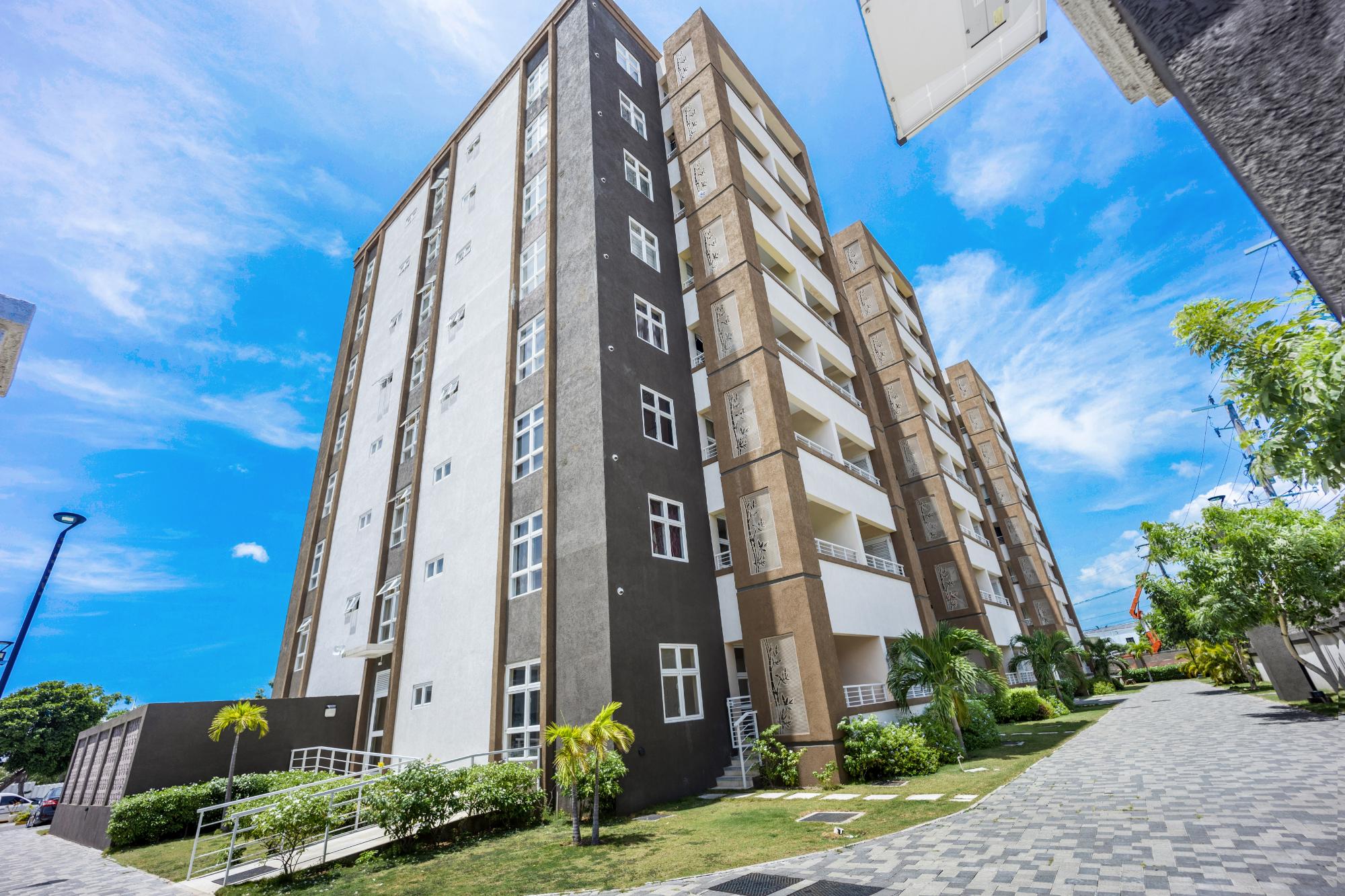 Apartment For Rent: RUTHVEN ROAD, Kingston 5 | $175,000
