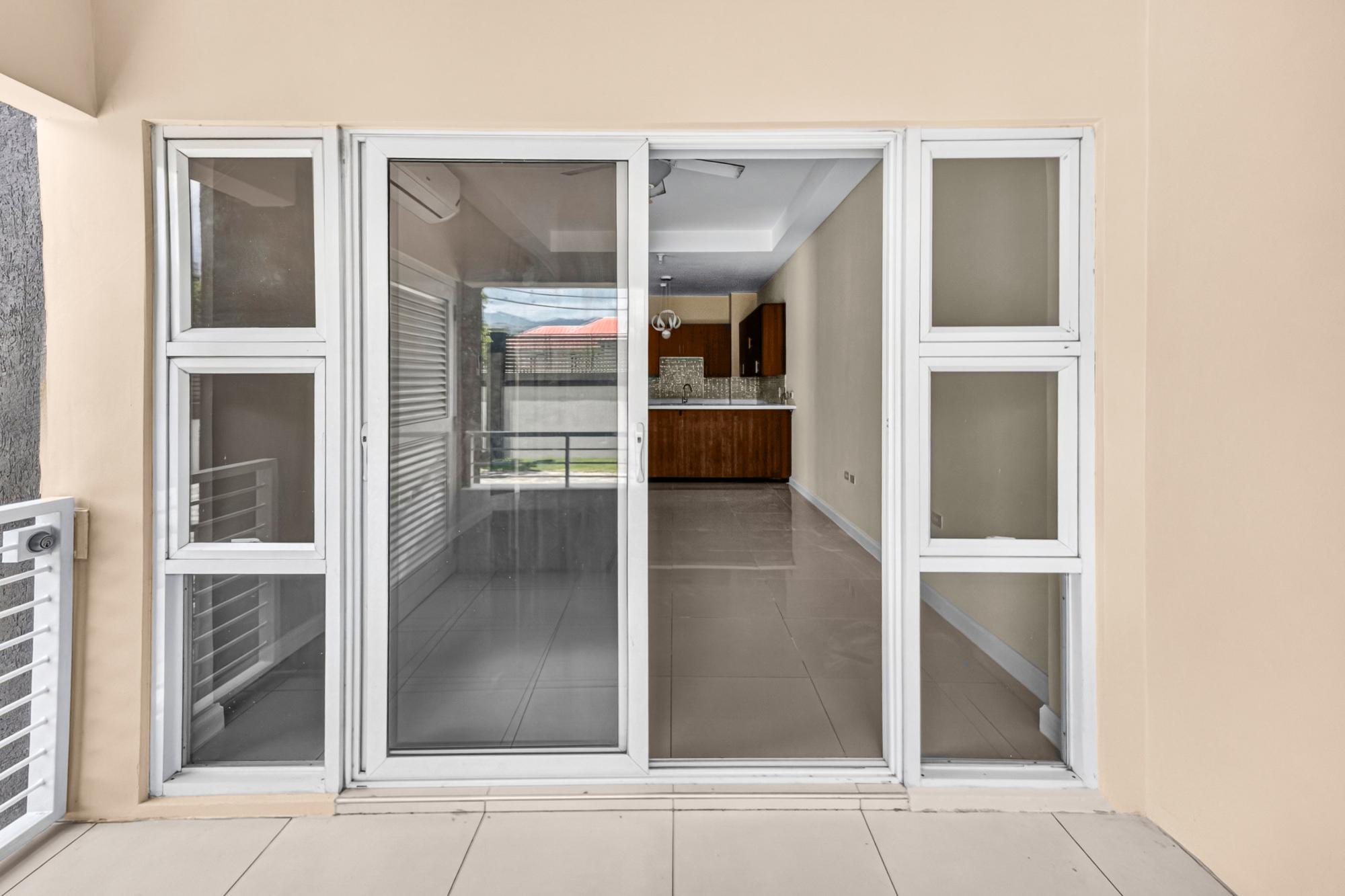 Apartment For Rent: RUTHVEN ROAD, Kingston 5 | $175,000 photo 9