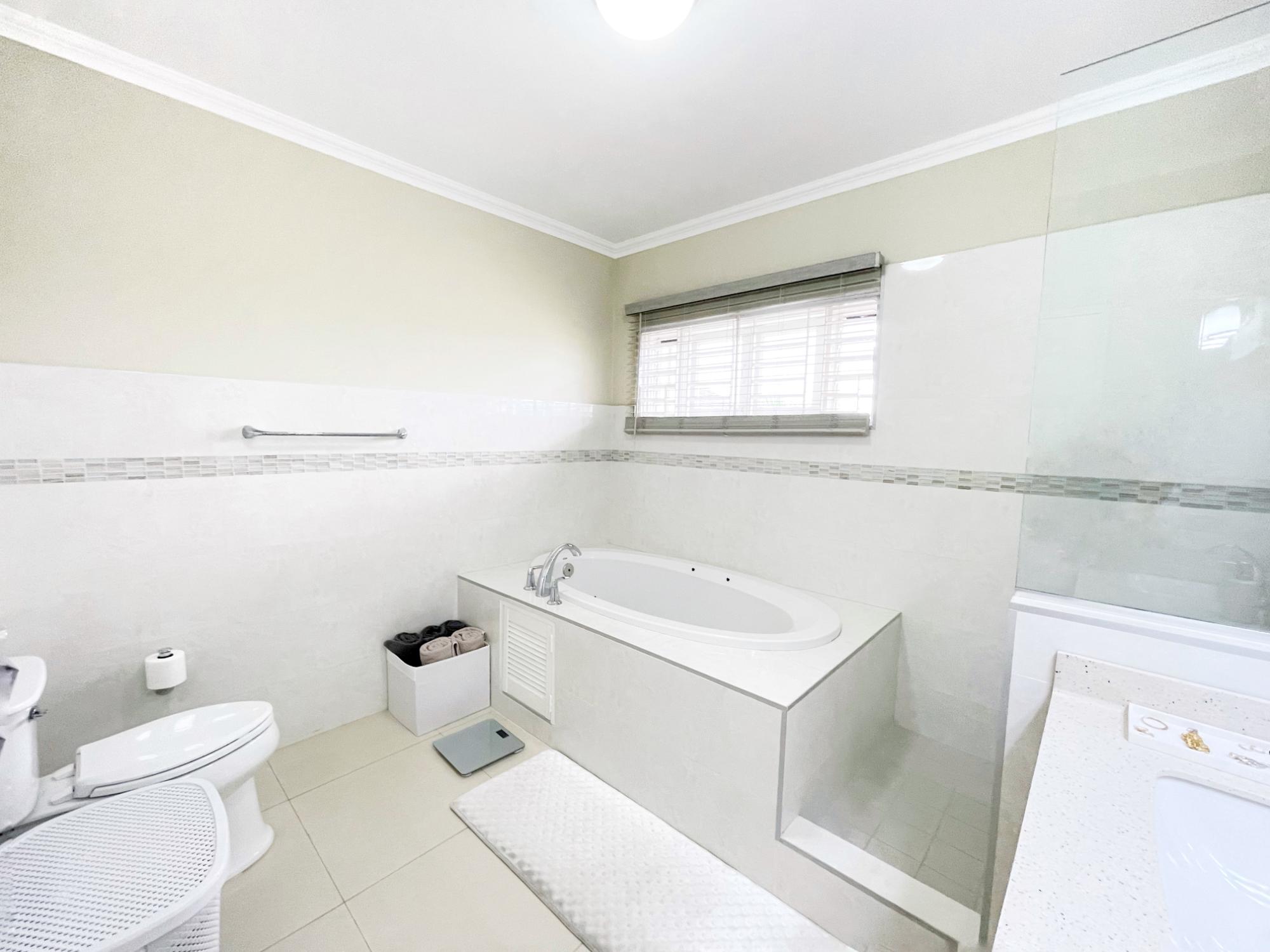 House For Rent: CHERRY GARDEN DRIVE, Kingston 8 | $4,600 photo 15