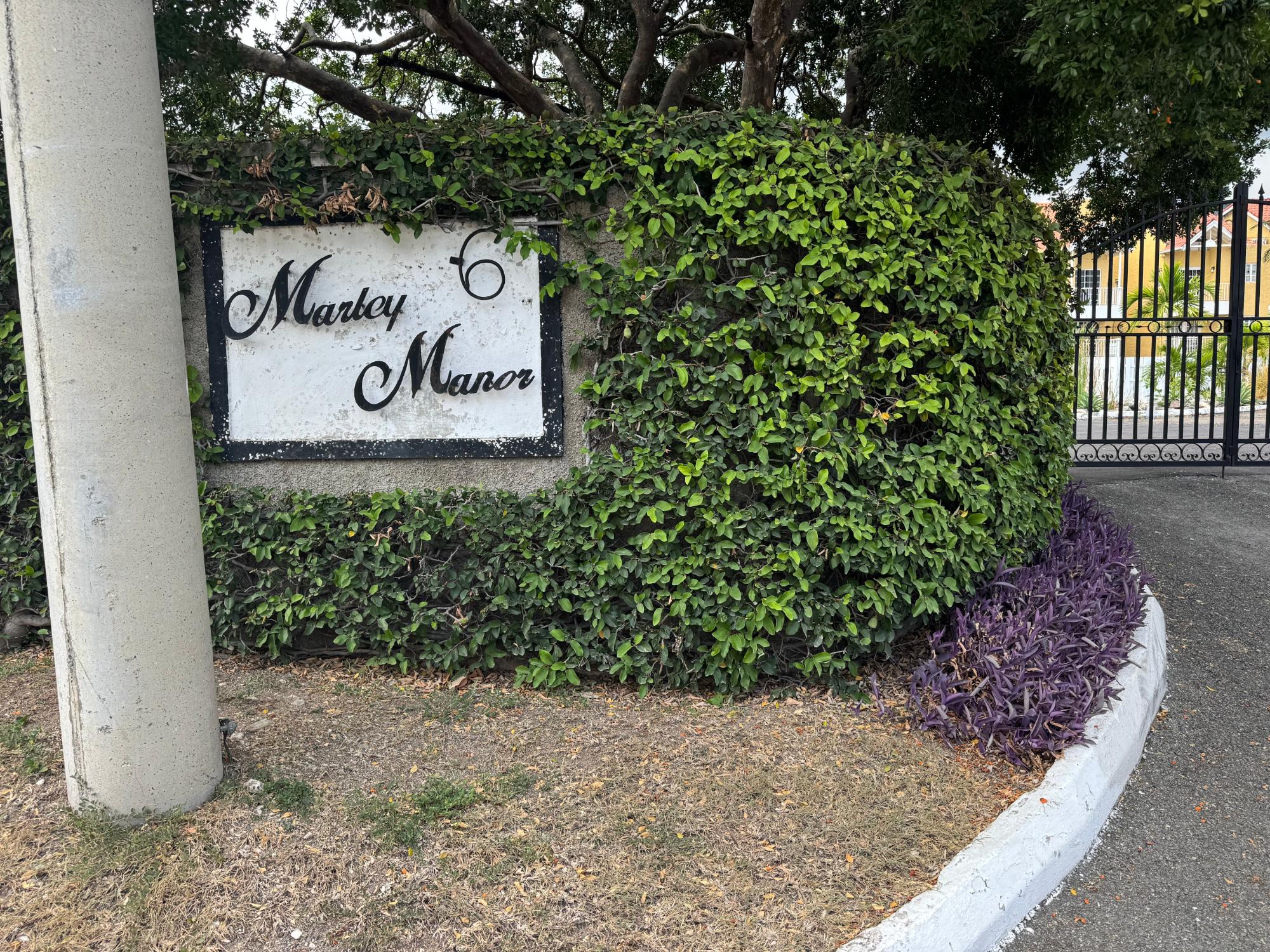 Apartment For Sale: MARLEY RD, Kingston 6 | $44,000,000 photo 2