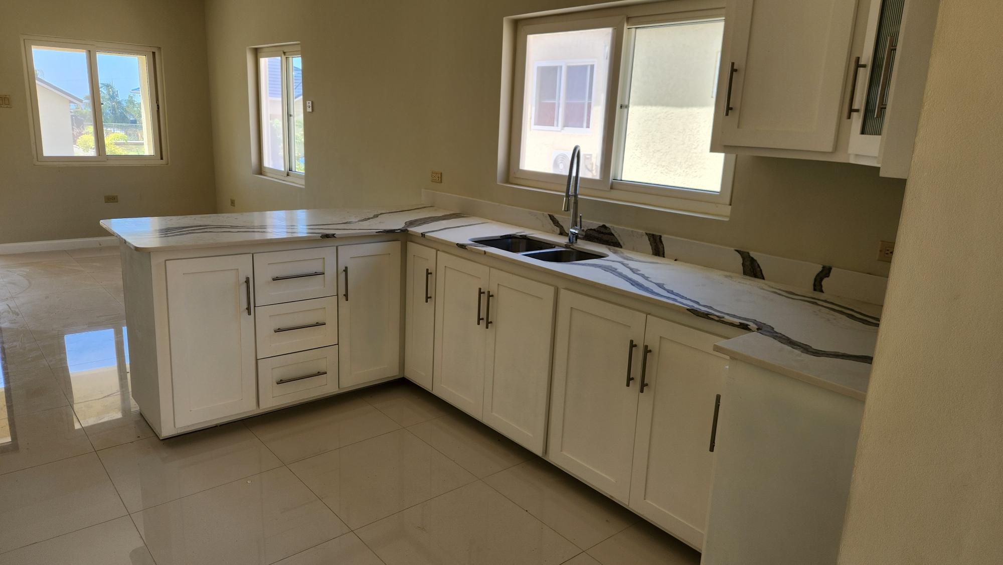 House For Rent: LANCEWOOD MEADOWS, Ocho Rios | $150,000 photo 5