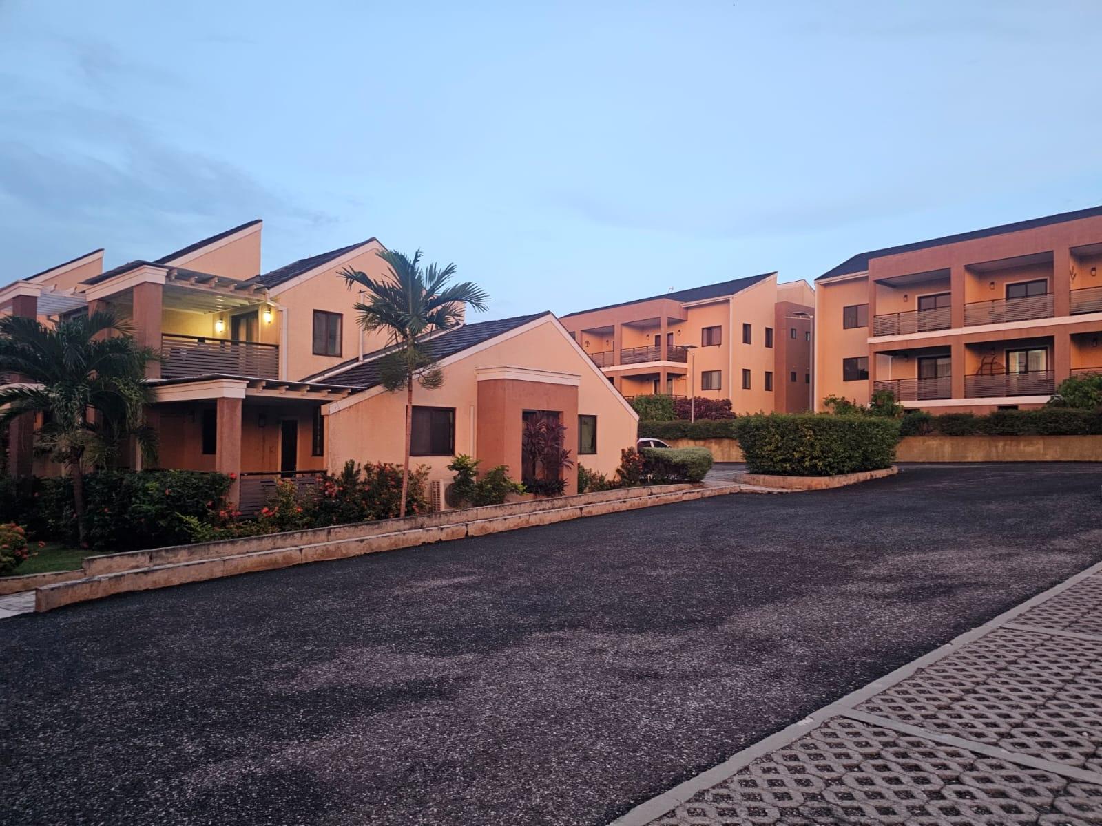 Townhouse For Sale: BLOCK A, THE AQUEDUCTS, Negril | $50,000,000 photo 2