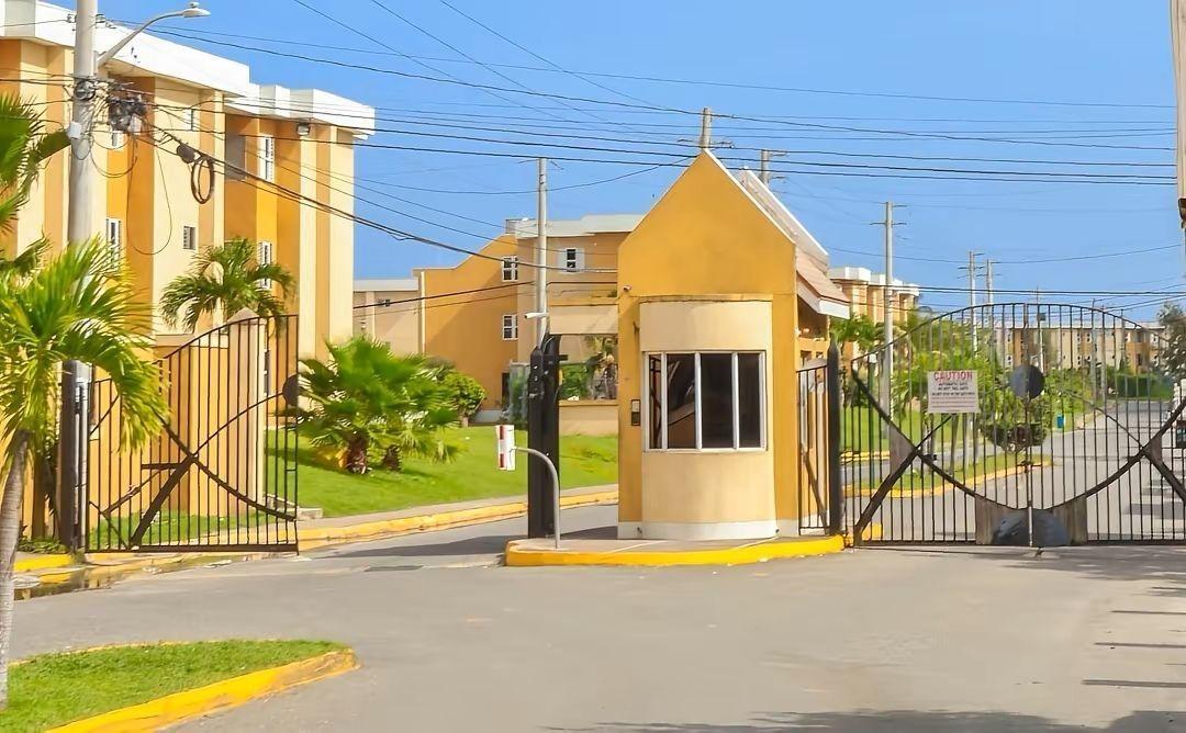 Apartment For Rent: UNION ESTATE TWICKENHAM P, Twickenham Park | $85,000 photo 2