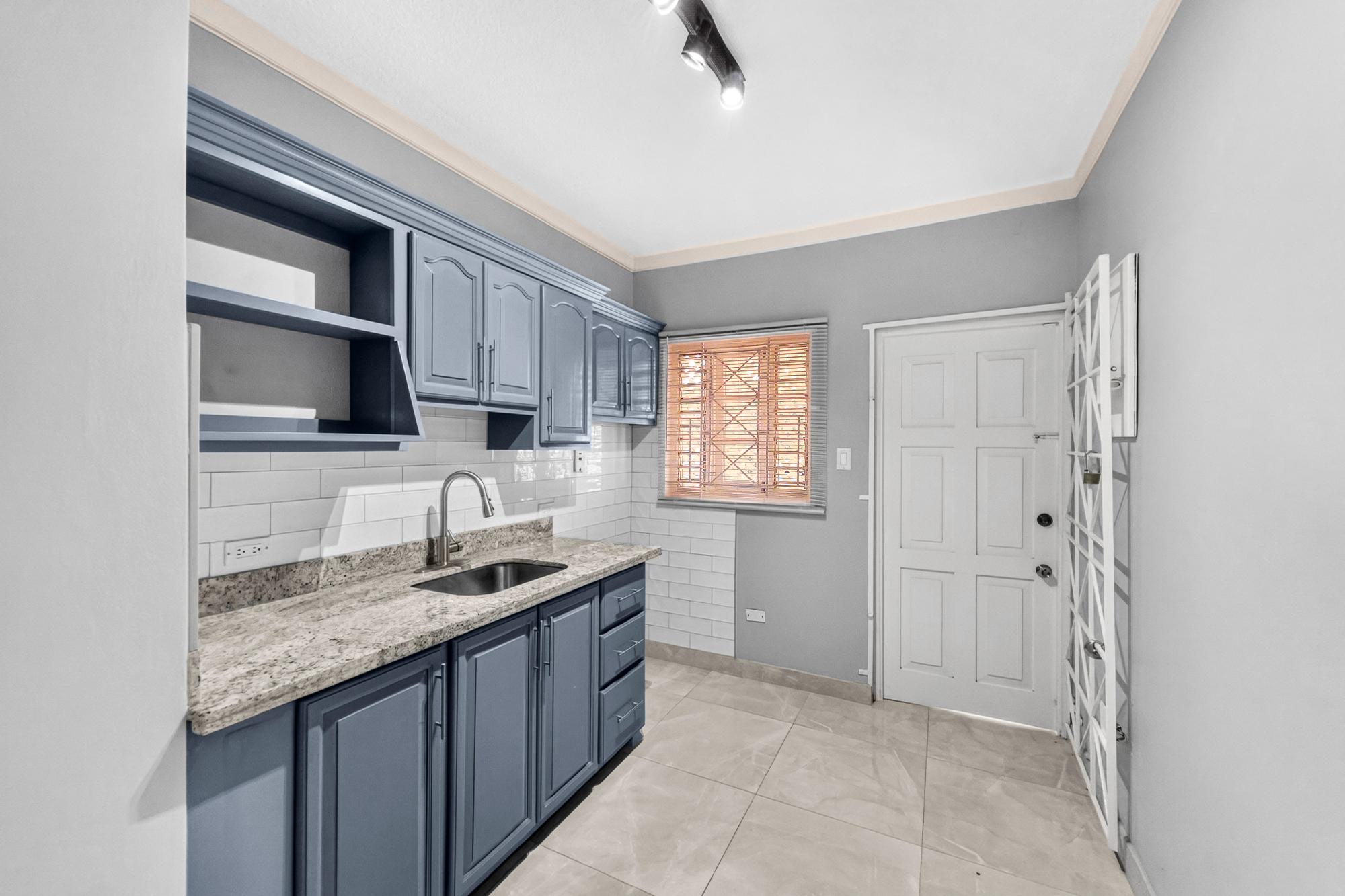 Apartment For Rent: BARBICAN ROAD, Kingston 8 | $110,000 photo 3