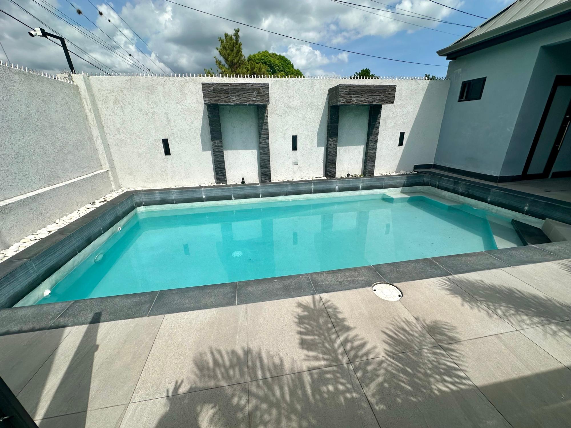 Apartment For Rent: KINGS HOUSE AVENUE, Kingston 6 | $2,850 photo 2