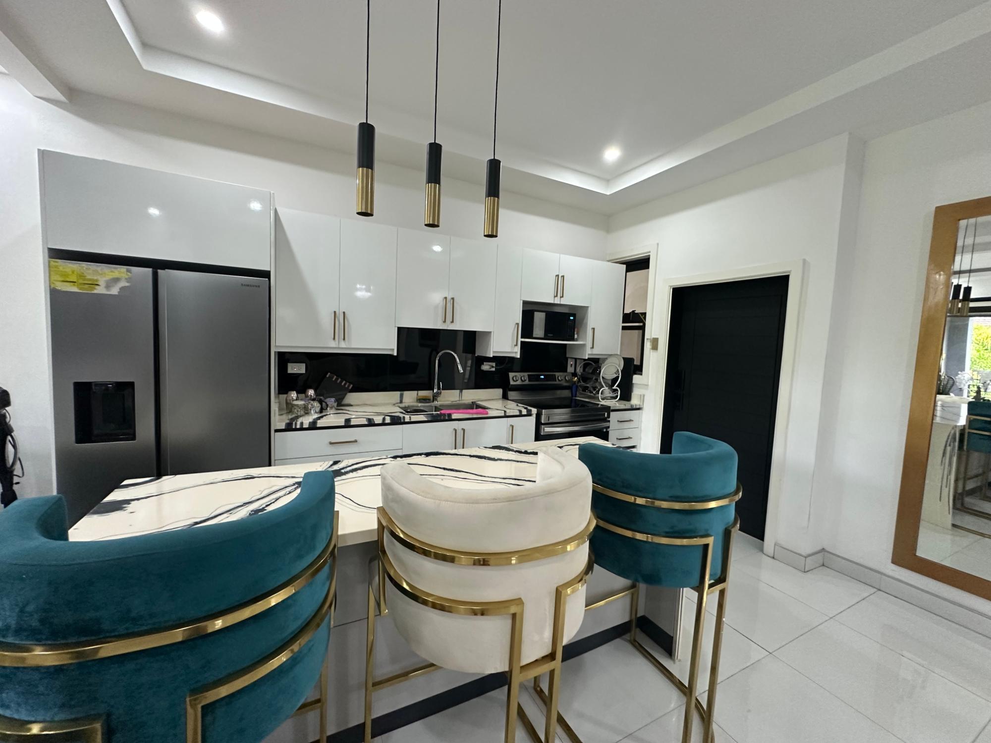 Apartment For Rent: KINGS HOUSE AVENUE, Kingston 6 | $2,850 photo 6