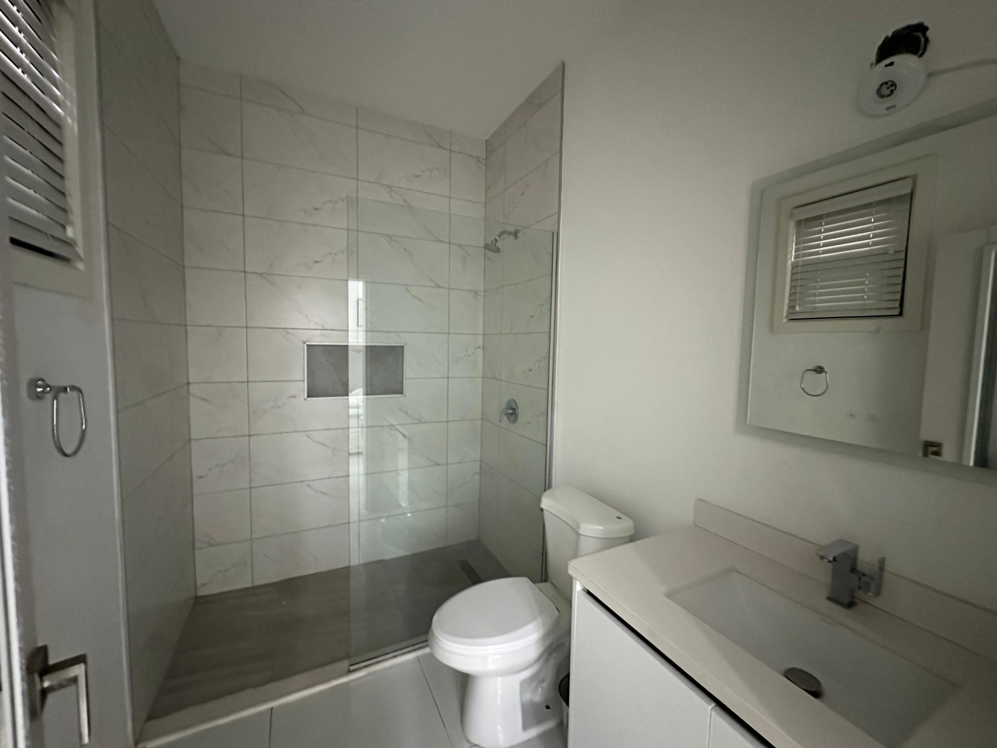 Apartment For Rent: KINGS HOUSE AVENUE, Kingston 6 | $2,850 photo 15